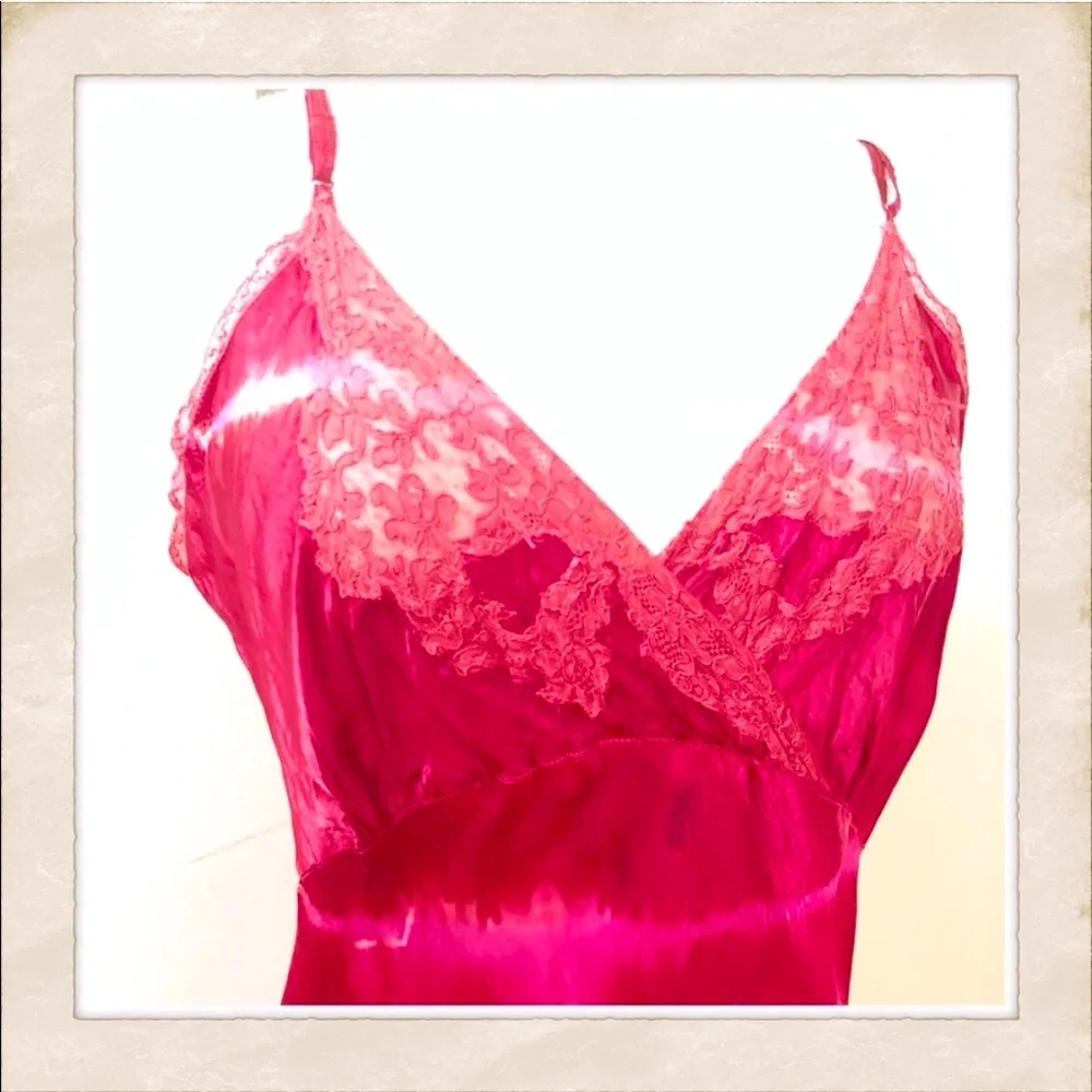 1940’s Hand Dyed Bright Pink Silk Slip Dress, Vintage Tie Dyed Slip Dress, S/M - Picture 3 of 8